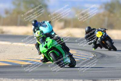 media/Jan-10-2025-CVMA Friday Practice (Fri) [[489e0da257]]/Group 4 and Trackday/Session 5 (Turn 7)/